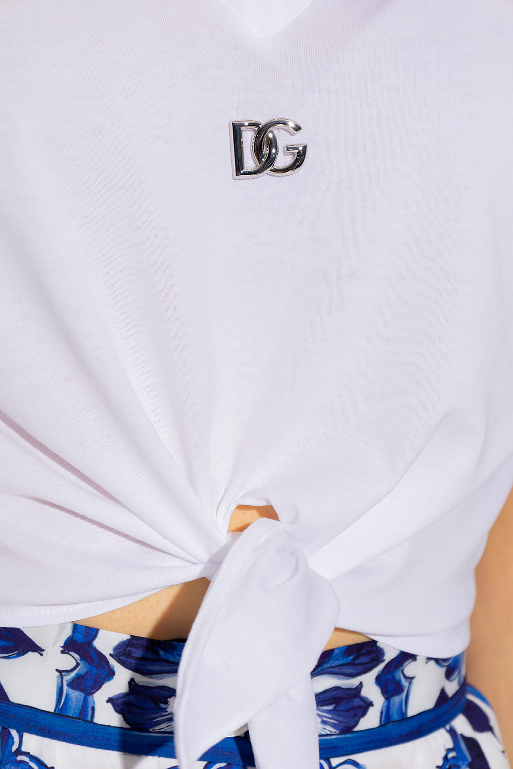 ブラックのウィメンズ Tシャツ ジャージー ネックロゴエンブロイ